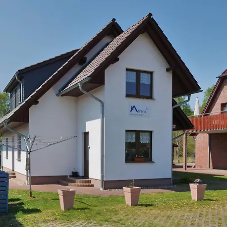 Haus Ahrens 2 * Zingst